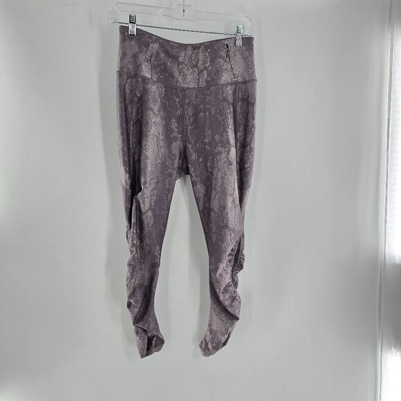 Calia‎ Essential Collection Shark Python High Waist Ruched Capri Legging Women M - Picture 2 of 9